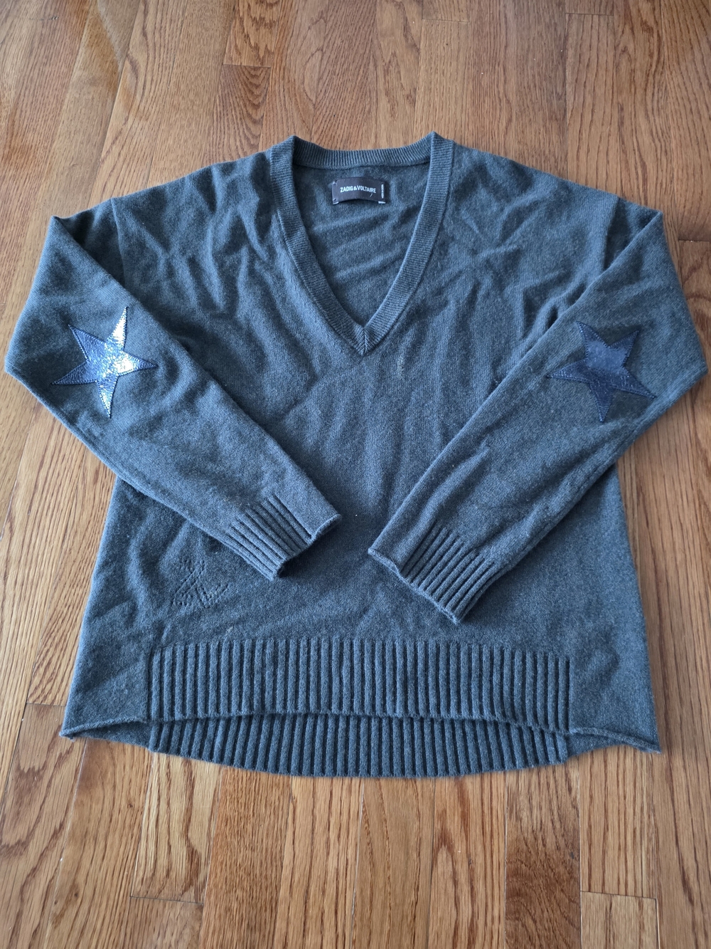 Zadig & Voltaire Cashmere Women's V-Neck Sweater with Star Elbow Patches
